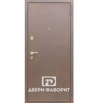 недорогая дверь с покрытием цинкогрунт и МДФ
